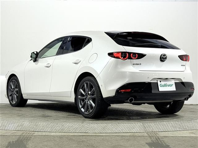 MAZDA3ファストバック1.8 XD バーガンディ セレクション