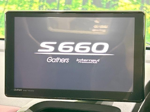 �y�����i�r�z�l�C�̏����i�r�𑕔����Ă���܂��B�i�r�̎g���₷���͂������A�I�[�f�B�I�@�\���[��!�L�����v�◷�s�͂������A�ʋ΂┃�����ȂǕ��i�̃h���C�u���y�����Ȃ�͂���