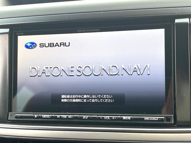 �y�����i�r�z�l�C�̏����i�r�𑕔����Ă���܂��B�i�r�̎g���₷���͂������A�I�[�f�B�I�@�\���[��!�L�����v�◷�s�͂������A�ʋ΂┃�����ȂǕ��i�̃h���C�u���y�����Ȃ�͂���