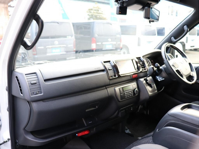 ハイエースバン2.8 スーパーGL ダークプライムII ロング ディーゼル