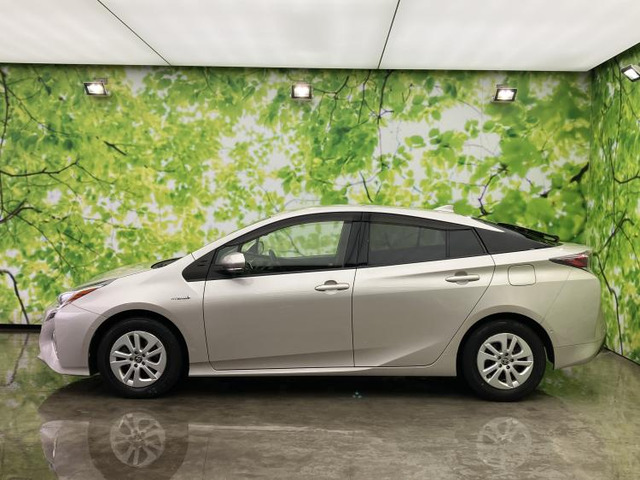 プリウス1.8 S セーフティ プラス