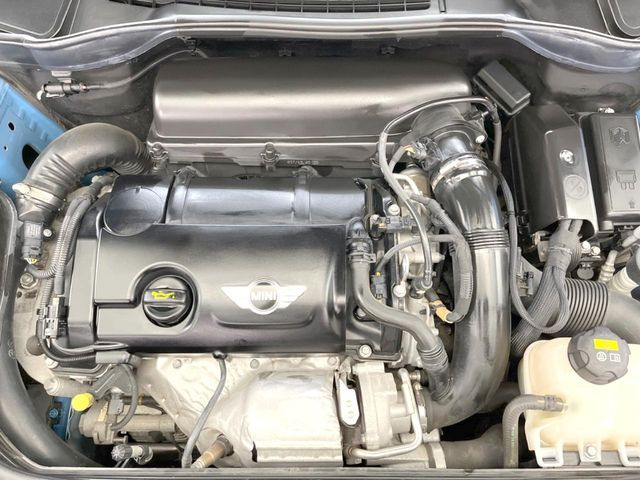 �����X�ł́A�e���[�J�[�̐�p�f�f�e�X�^�[�𓱓��B���Ǝ��i�����e�N�j�J���X�^�b�t���풓���Ă���܂��̂ŁA������̍ۂɂ����S���Ă����p���������܂��B