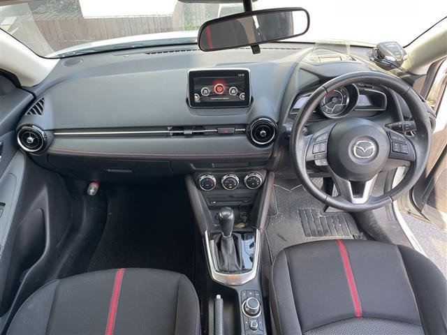 デミオ1.5 XD ツーリング 4WD