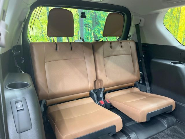 ドライバーによって運転しやすいポジションは異なり、あの車はどうなのか不安なこともありますよね。気になるお車は店頭で乗り込んでご確認いただけます♪