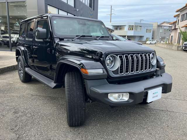 ラングラーアンリミテッド サハラ 4WD