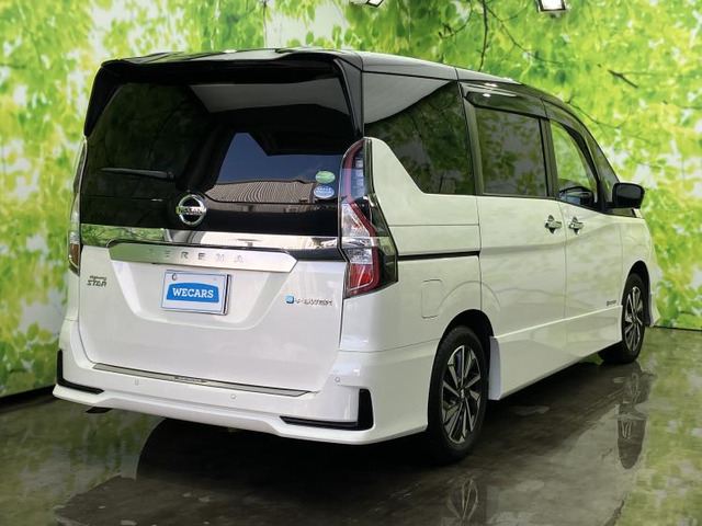 セレナ1.2 e-POWER ハイウェイスターV