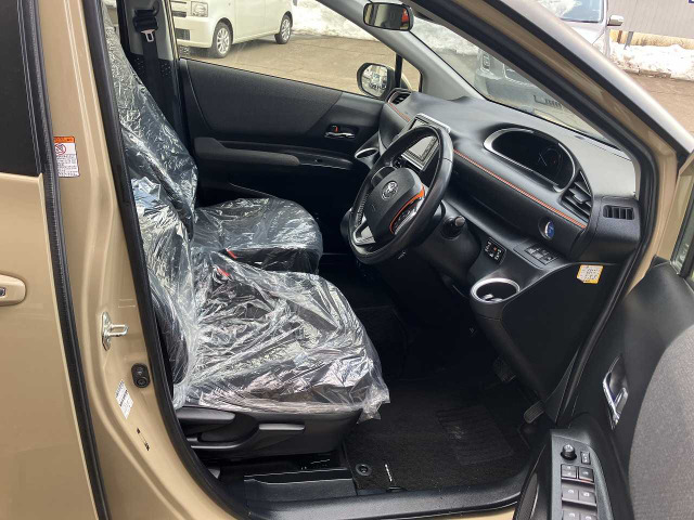 シエンタハイブリッド 1.5 ファンベース G