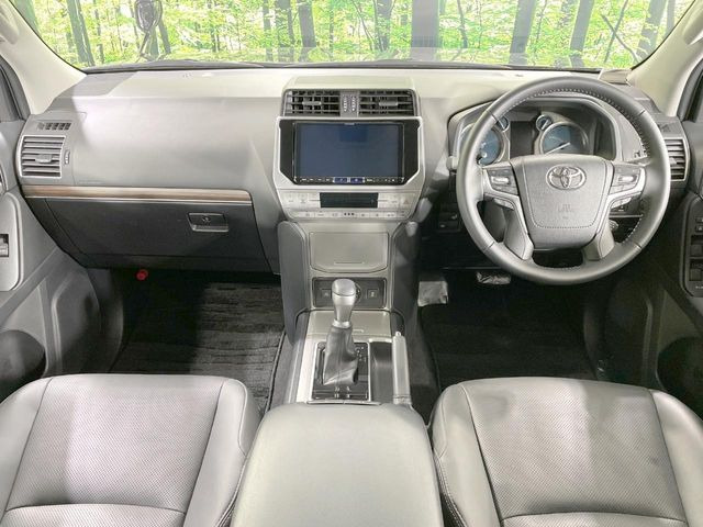 グループ総在庫数約30,000台!!全国の系列店からメーカー・車種問わずご紹介出来るので、あなたにピッタリのお車が見つかるはずです♪まずはお問い合わせ下さい☆