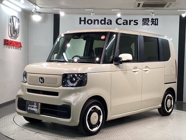 N-BOXファッションスタイル モノトーン