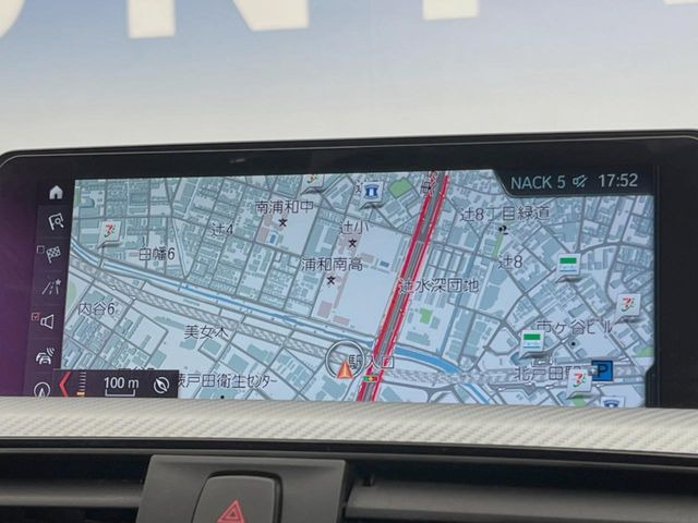 �������i�r:��̊��̂���i�r�́A����������ԓ������o���Ă���܂��B�I�[�f�B�I�@�\���[�����Ă���܂��̂ŁA�^�]�����y���߂܂���