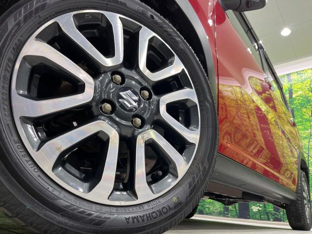 �y����15�C���`�A���~�z�C�[���z�O�ςɃ}�b�`���������A���~�z�C�[���𑕒����Ă���܂��B�e��ЊO�A���~�z�C�[����A�X�^�b�h���X�^�C�����戵�����Ă���܂��B���񂲑��k����������