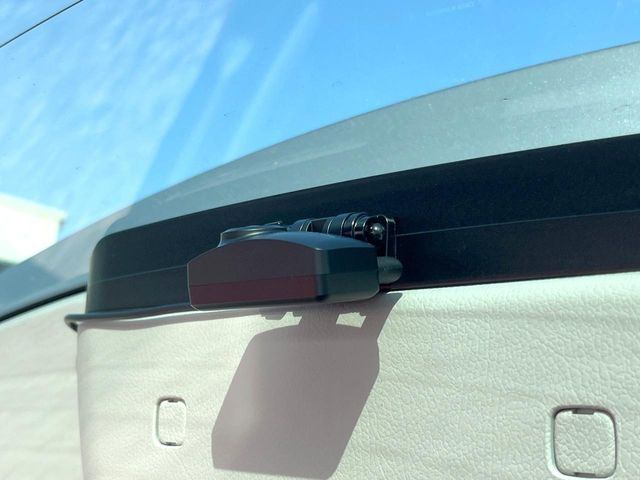 �y�h���C�u���R�[�_�[�z�h���C�u���R�[�_�[����!���s���͂������A������^�]�⎖�̂ɑ��������ہA�f���ŋL�^���A����̃��X�N�ɔ����܂��B���L�^�pSD�J�[�h�͂��q�l�����g�ł��������������K�v������܂��B