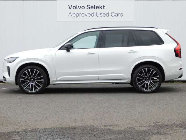 XC90ウルトラ T8 AWD プラグイン ハイブリッド 4WD