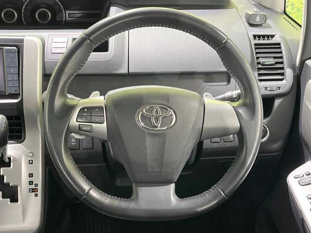 �y�����v�����X�e�A�����O�z�㎿�Ȋv���g�p���邱�ƂŁA��ɂ����������݂ƂĂ��^�]���₷���n���h���ł���