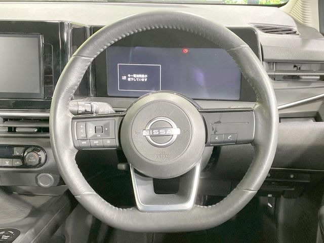 �y�����v�����X�e�A�����O�z�㎿�Ȋv���g�p���邱�ƂŁA��ɂ����������݂ƂĂ��^�]���₷���n���h���ł���