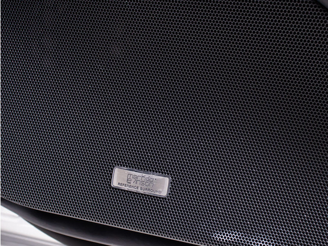 ���������N��̉����}�[�N���r���\��!