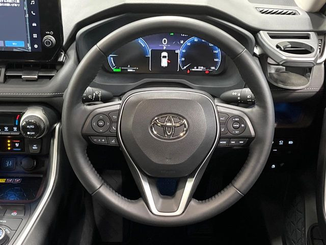 �y�����v�����X�e�A�����O�z�㎿�Ȋv���g�p���邱�ƂŁA��ɂ����������݂ƂĂ��^�]���₷���n���h���ł���