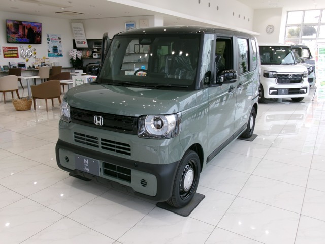 N-BOXジョイ 2トーン