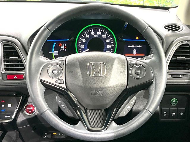 �y�����v�����X�e�A�����O�z�㎿�Ȋv���g�p���邱�ƂŁA��ɂ����������݂ƂĂ��^�]���₷���n���h���ł���