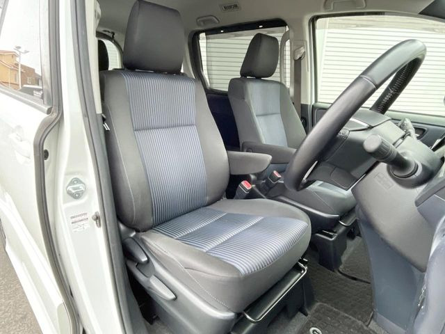 �^�]�Ȃ܂��ɂ͏\���ȃX�y�[�X������A�啿�ȕ��ł��������^�]���Ă�����������ł��B