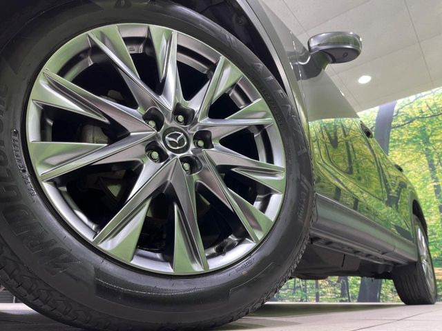 �y����19�C���`�A���~�z�C�[���z�O�ςɃ}�b�`���������A���~�z�C�[���𑕒����Ă���܂��B�e��ЊO�A���~�z�C�[����A�X�^�b�h���X�^�C�����戵�����Ă���܂��B���񂲑��k����������