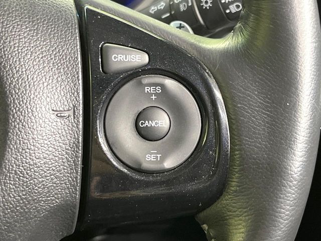 �y�N���[�Y�R���g���[���z�������H�����N���N���s�B�A�N�Z���𗣂��Ă���葬�x�ő��s���ł��A�������^�]���̕��S���y��!�����E�������ȒP�ȃX�C�b�`����Œ����ł��܂��B