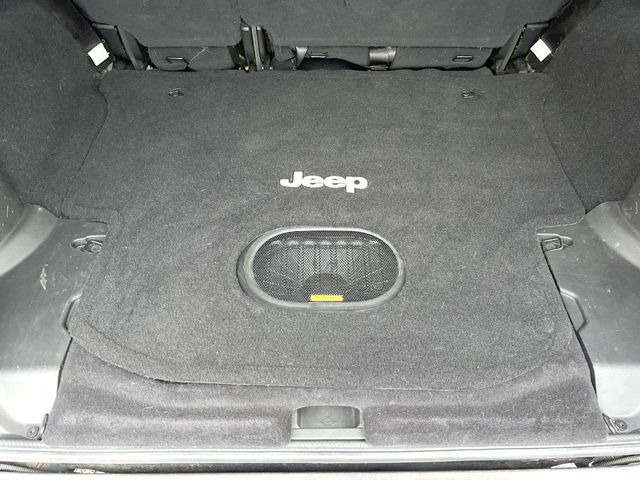 ���g�����N���[��:����L������e�X�y�[�X!���ꂾ���̍L��������΂��������⃌�W���[�Ȃǂɂ��œK�ł�!�g�p�������Ȃ����ꂢ�ȏ�Ԃ��ێ����Ă���܂��B