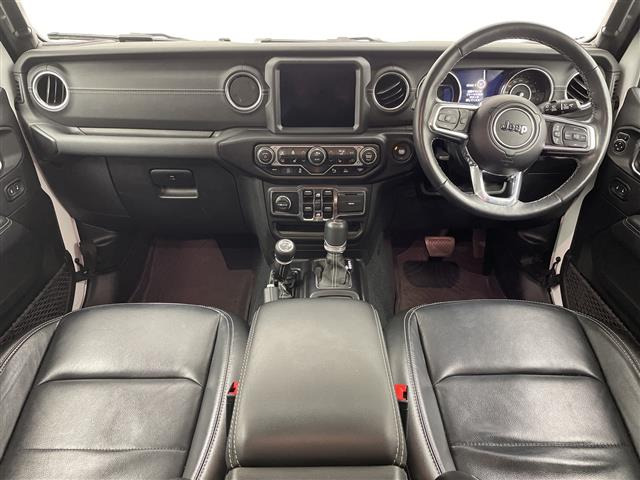 ラングラーアンリミテッド サハラ 4WD