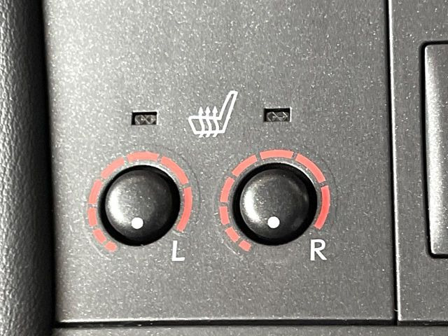 �y�V�[�g�q�[�^�[�z�������ɏd�󂷂�V�[�g�q�[�^�[!�G�A�R����葁�����܂��Ă����̂Ŋ�����̐l�����S�ł��ˁ�G�A�R���̉����͊������邩����A�Ƃ������ɂ����������߂ł��B