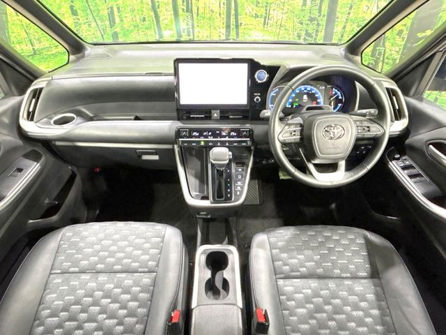 ヴォクシー1.8 ハイブリッド S-Z