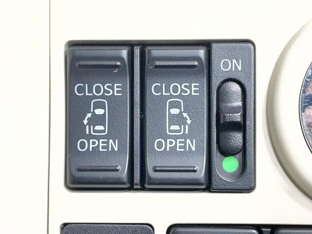 ムーヴキャンバスX メイクアップ リミテッド SAIII