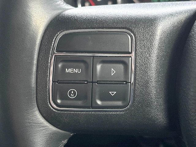 ���I�[�g�N���[�Y�R���g���[��:�������H�⎩���Ԑ�p���H���ɂāA�葬���q���\�ƂȂ�֗��ȋ@�\�ł��B�������ړ��̍ۂł����ɂ����֗��ɂ��g�����������܂���