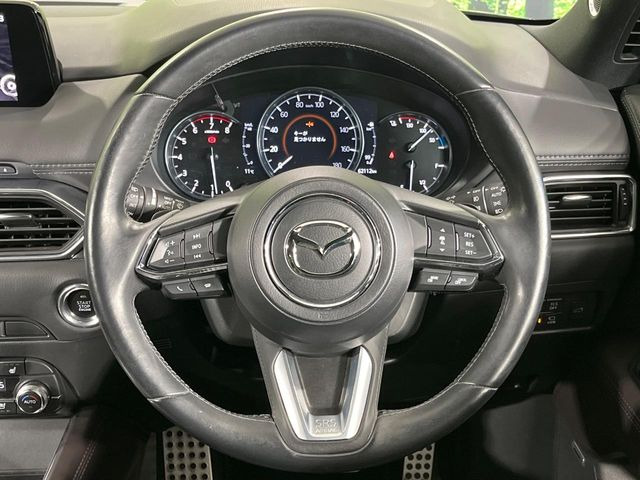 �y�����v�����X�e�A�����O�z�㎿�Ȋv���g�p���邱�ƂŁA��ɂ����������݂ƂĂ��^�]���₷���n���h���ł���