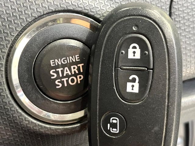 �y�I�y���[�V�����L�[�z�J�o����|�P�b�g�ɓ��ꂽ�܂܂ł��h�A�̎{���E�������\�ȃX�}�[�g�L�[�𑕔��B�G���W���̃I���E�I�t�����J�M�����o���K�v����������Ƃ��Ă��֗��ł���