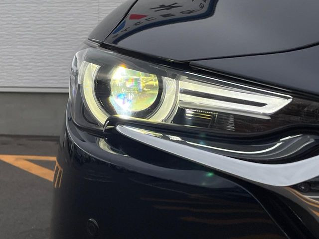 �yLED�w�b�h���C�g�z���V����ԑ��s�����ǍD�Ȏ��E���m�ۂ����S���ĉ^�]�ł��鍂�P�xLED�w�b�h���C�g�𑕔�!�_�����x�������A����d�͂��}�����Ă��܂��B