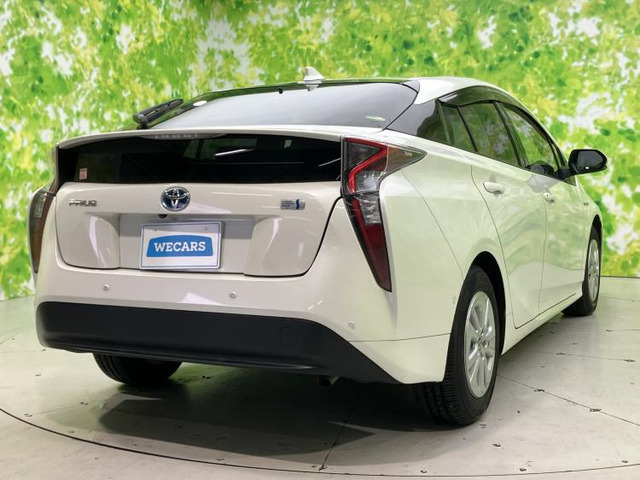 プリウス1.8 S セーフティ プラス