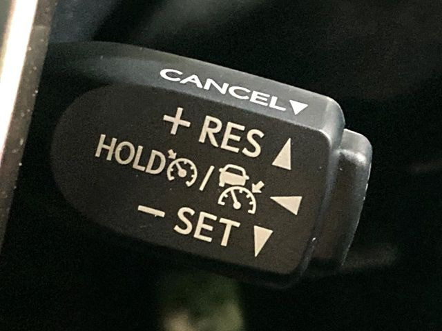 �y���[�_�[�N���[�Y�R���g���[���z�������H�ł̒��������s���y��!!�����ő��x��ۂN���[�Y�R���g���[�����A�Փˌy���V�X�e���ƘA�g���A�O���̎ԗ������m���ĎԊԂ�ۂ悤�ɑ��x���߂��Ă���܂�!!