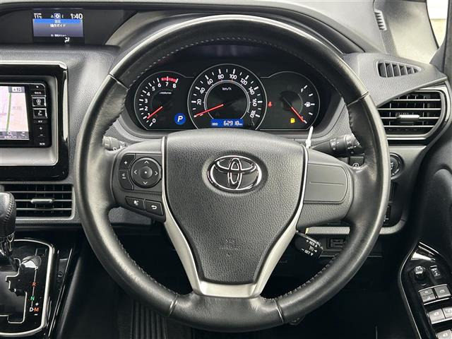 ヴォクシー2.0 ZS