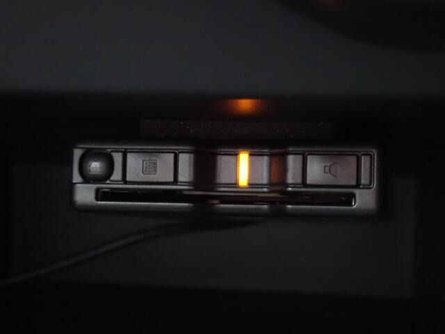 ETC�������Ă���܂��B�L�����H�̗������Œ�Ԃ��鎖�Ȃ��X���[�Y�ɒʉ߂ł��܂��B