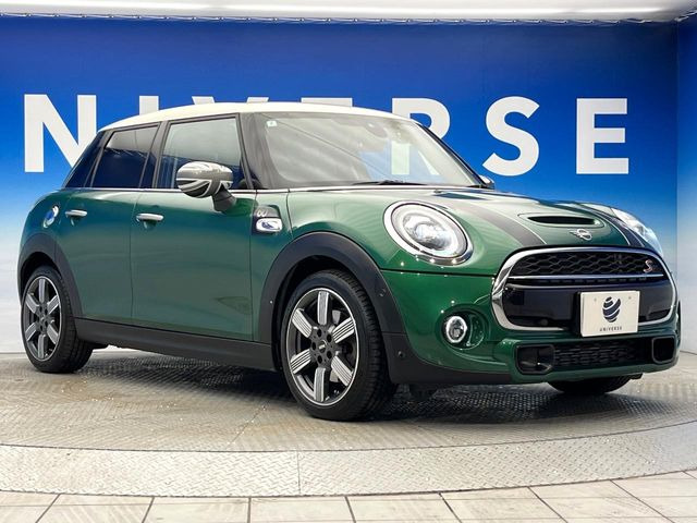 �������t�т̕ۏ؂̑��A���S�̍Œ�3�N�E���s�������ۏ�(�L��)�����p�ӁB�A���Ԃ����S���Ă��y���݂���������l�A�ۏؓ��e���[���͂������A�����_��&�I�C�������⃍�[�h�T�[�r�X���t�т��Ă���܂��B