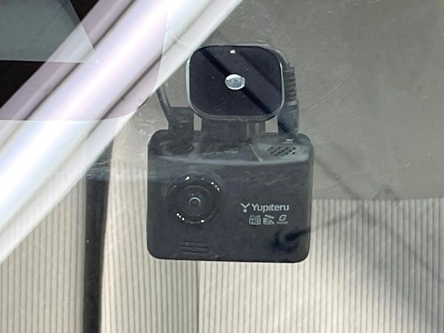 �y�h���C�u���R�[�_�[�z�h���C�u���R�[�_�[����!���s���͂������A������^�]�⎖�̂ɑ��������ہA�f���ŋL�^���A����̃��X�N�ɔ����܂��B���L�^�pSD�J�[�h�͂��q�l�����g�ł��������������K�v������܂��B