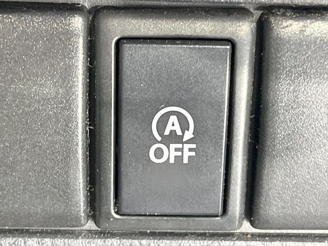 �y�A�C�h�����O�X�g�b�v�z�ԐM����a�؂Œ�Ԃ����ۂɃG���W�����~���A���ʂȔR���̏����}���܂��B�R��������ی�ɂȂ���@�\��G���W���̓u���[�L�𗣂��΍Ďn�����܂��B