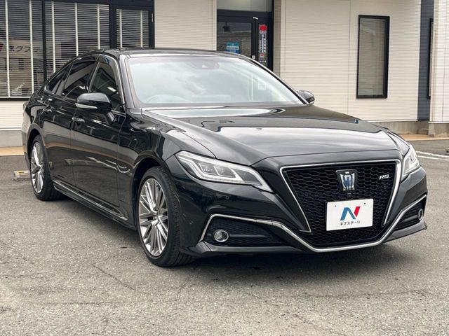 高透明度のガラス皮膜で撥水はもちろん、上質なツヤ・光沢を実現。紫外線や酸性雨から大切な愛車を保護し、色あせ・劣化を防止。「弾スプラッシュコート」、「弾プリミッサコート」からお選びいただけます。