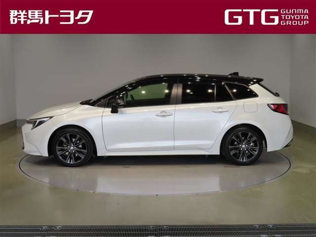 カローラツーリング1.8 ハイブリッド W×B