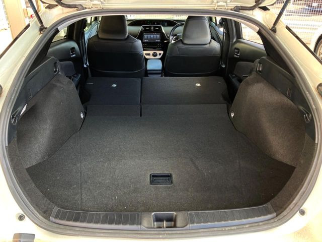 �����A�V�[�g��|���Ƃ���ȂɍL�X�Ƃ������Q�b�W���[���ɑ��ς����傫�ȉו��̂������������S�ł��ˁ�