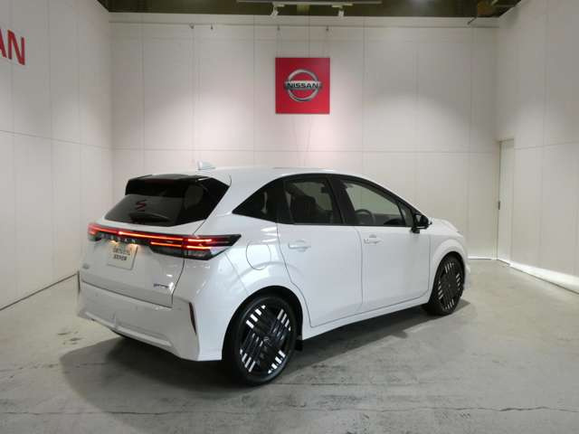 ノートオーラ1.2 G レザーエディション