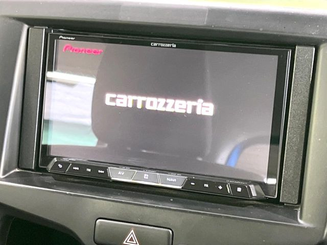 �y�i�r�Q�[�V�����z�g���₷���i�r�ŖړI�n�܂ł�������ē����Ă���܂��B�e��I�[�f�B�I�Đ��@�\���[�����Ă���A���Ԃ̉^�]������Ɋy�����Ȃ�܂�!!