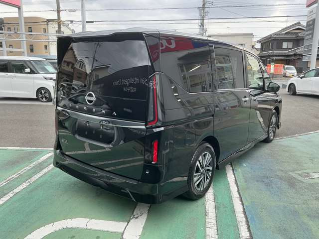 セレナ2.0 ハイウェイスターV