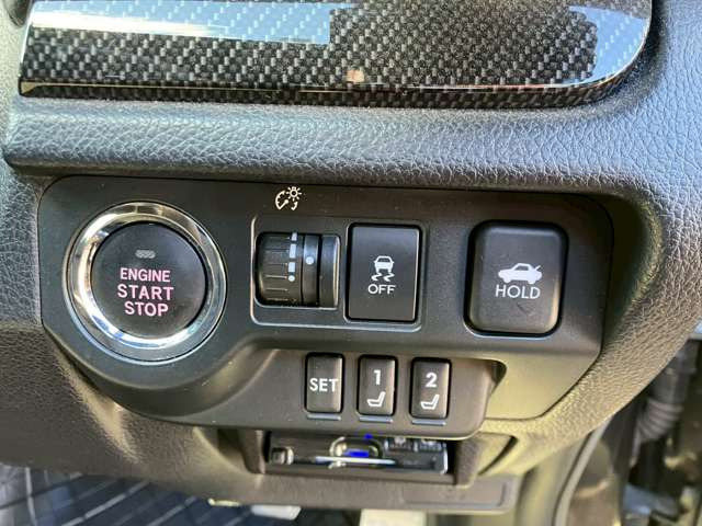 �C�ɂȂ邨�Ԃ�����܂�����E�̓d�b�ԍ����璼�ڂ��X�ɂ��₢���킹���������B�x�����@����ԗ����A��Ԃ܂łȂ�ł������������Ē����܂��B�X�^�b�t�ꓯ���A�����҂����Ă���܂��B