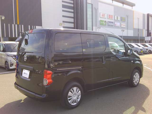 NV200バネット1.6 チェアキャブ 車いす1名仕様 専用サードシート無